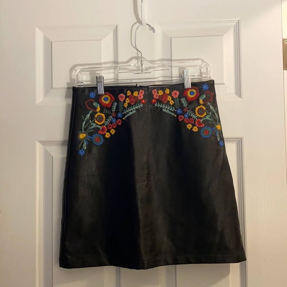 Women’s Faux Leather Skirt